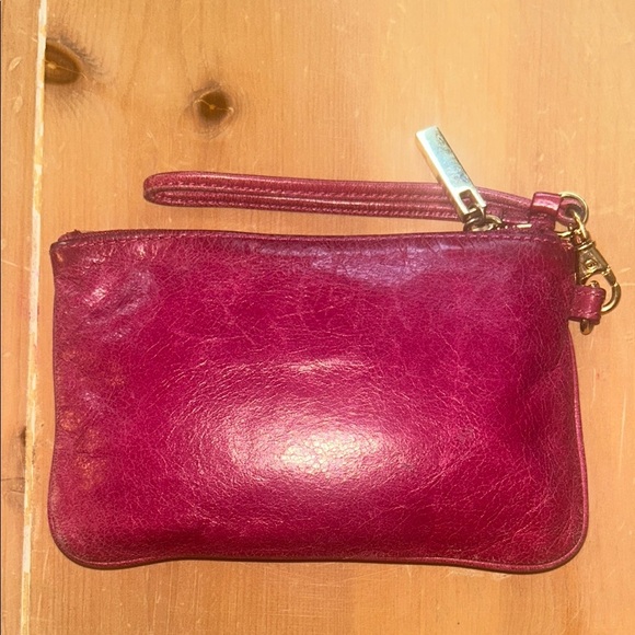 Tory Burch Pink Leather Wristlet - Picture 2 of 5